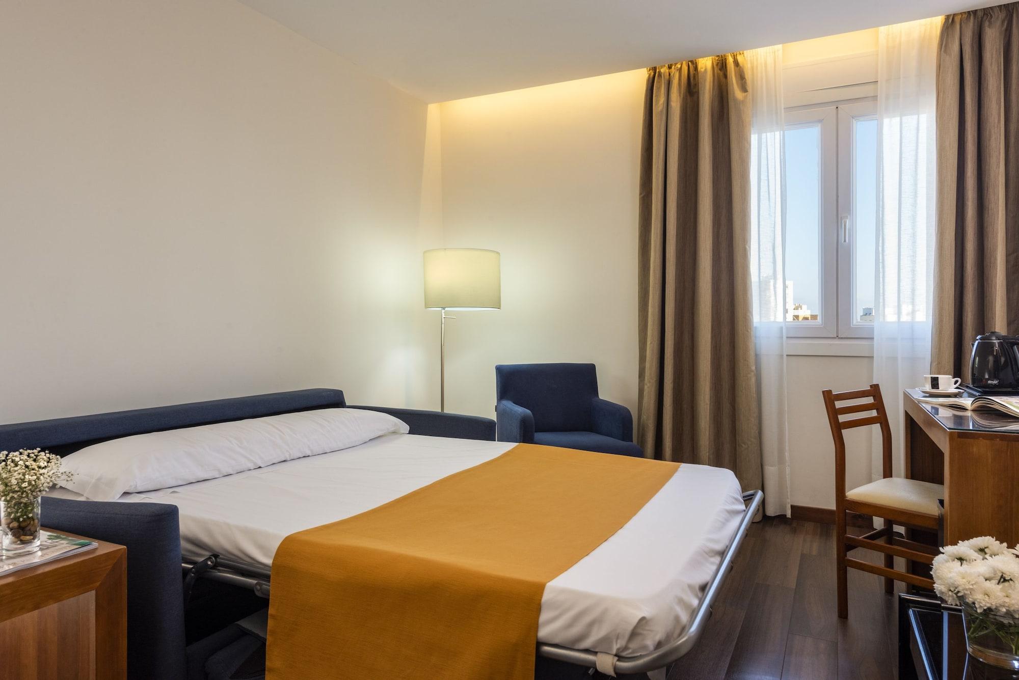 De Francia Y París Hotel Cádiz