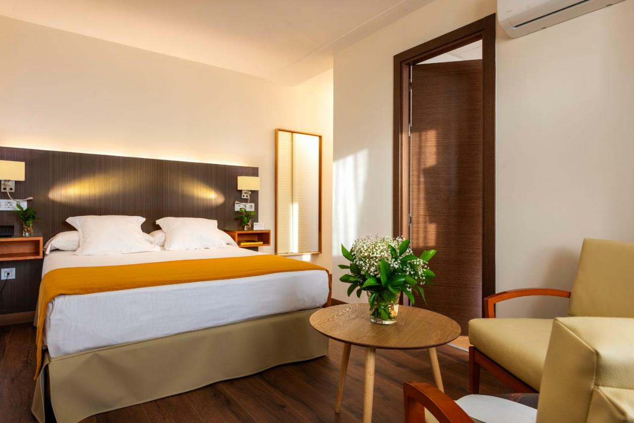 De Francia Y París Hotel 3*