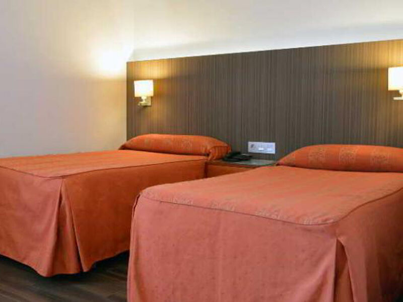 De Francia Y París Hotel 3*
